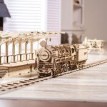 UGears Mechanical Wooden Model 3D Puzzle Kit Locomotive + Railway Platform + Rails