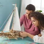 UGears Mechanical Wooden Model 3D Puzzle Kit Trimaran Merihobus